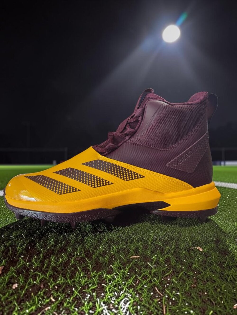 Adidas Adizero Chaos NCAA Men Football Lineman Molded Cleat Size 12 Maroon Gold